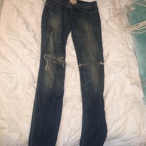 skinny/ straight style current/elliott jeans
